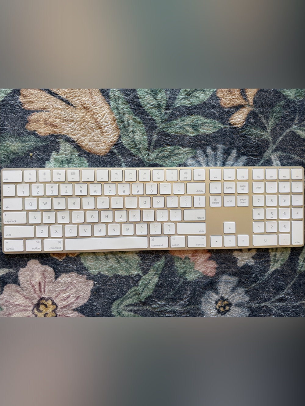 Apple Magic Keyboard Numeric Keypad + Magic Mouse 2 - Picture 4 of 5
